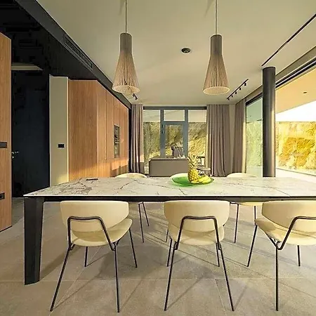 She Luxury Comfortable מלון Grožnjan