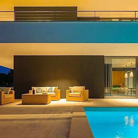 She Luxury Comfortable Hotel Grožnjan