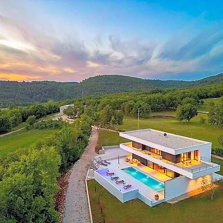 Hotel She Luxury Comfortable Grožnjan